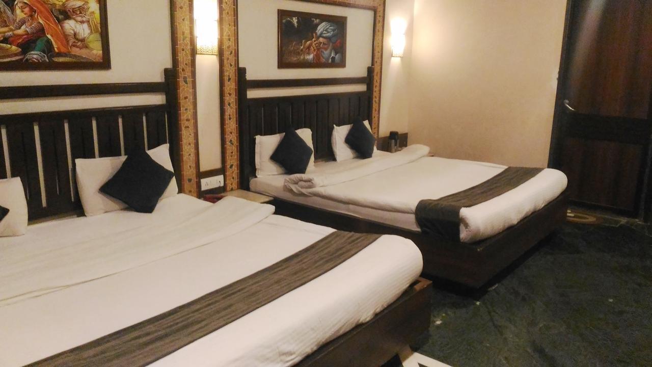 Hotel Mount Regency Mount Abu Ngoại thất bức ảnh