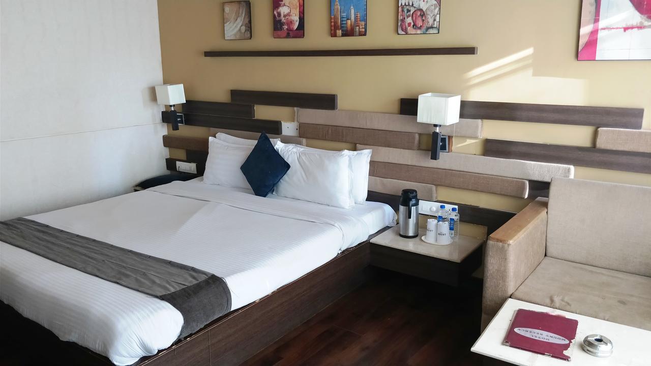 Hotel Mount Regency Mount Abu Ngoại thất bức ảnh