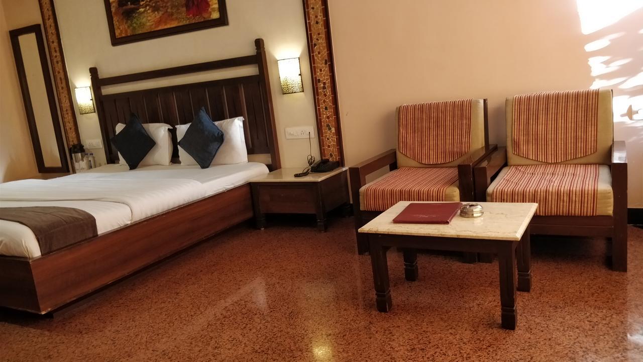 Hotel Mount Regency Mount Abu Ngoại thất bức ảnh