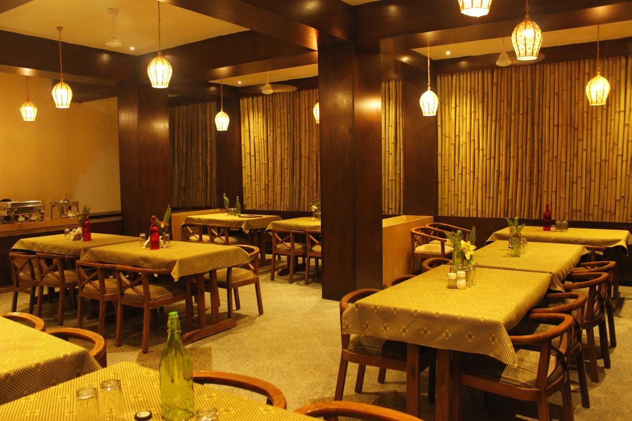 Hotel Mount Regency Mount Abu Ngoại thất bức ảnh