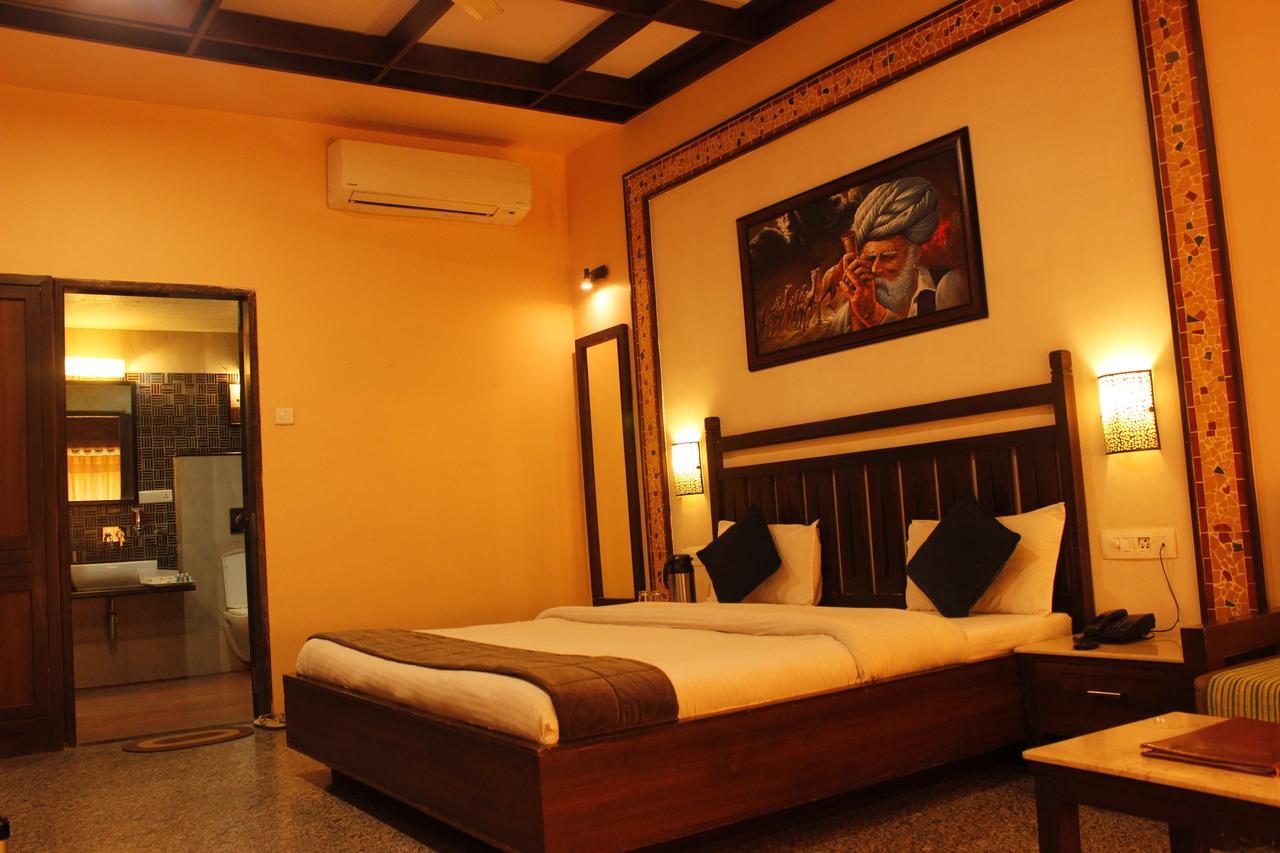Hotel Mount Regency Mount Abu Ngoại thất bức ảnh