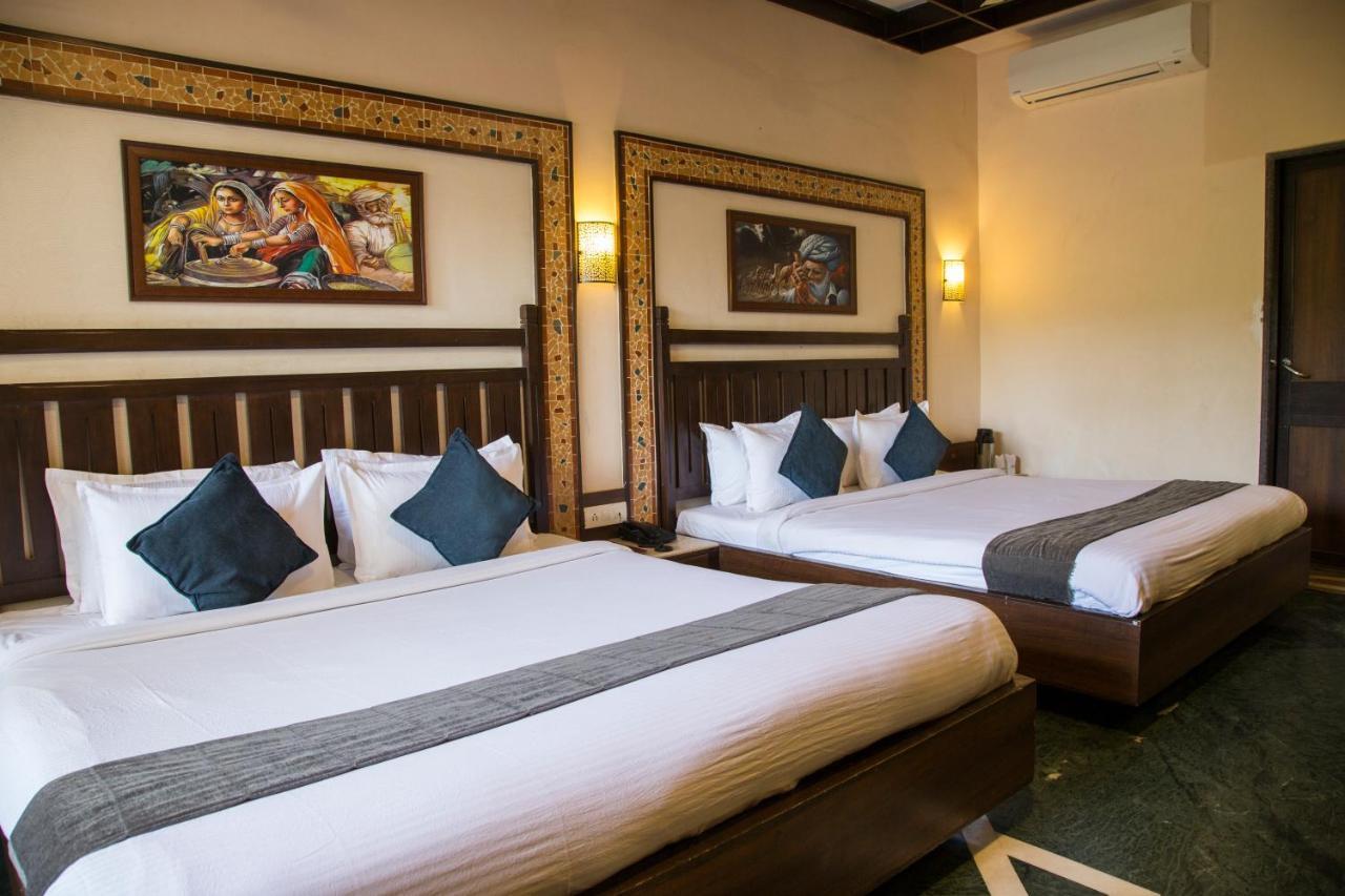 Hotel Mount Regency Mount Abu Ngoại thất bức ảnh